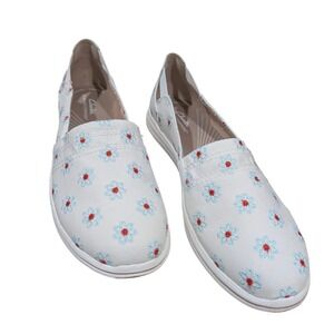 Clarks Cloudsteppers Breeze Step White Daisy Floral Slip On Flats 9 Narrow NIB